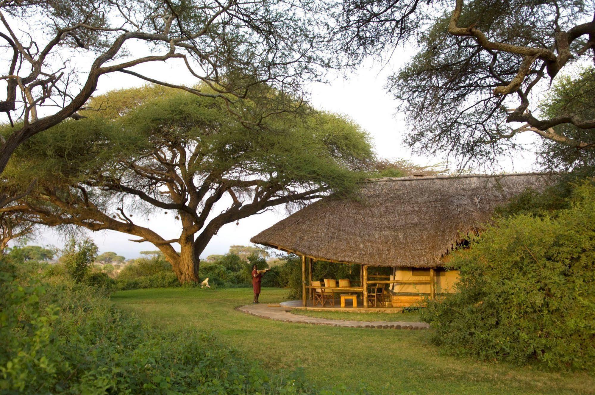 Elewana Tortilis Camp Hotell Amboseli Exteriör bild