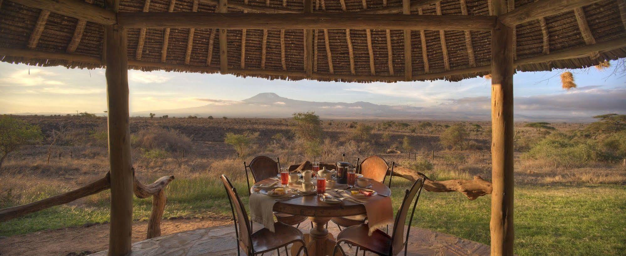 Elewana Tortilis Camp Hotell Amboseli Exteriör bild